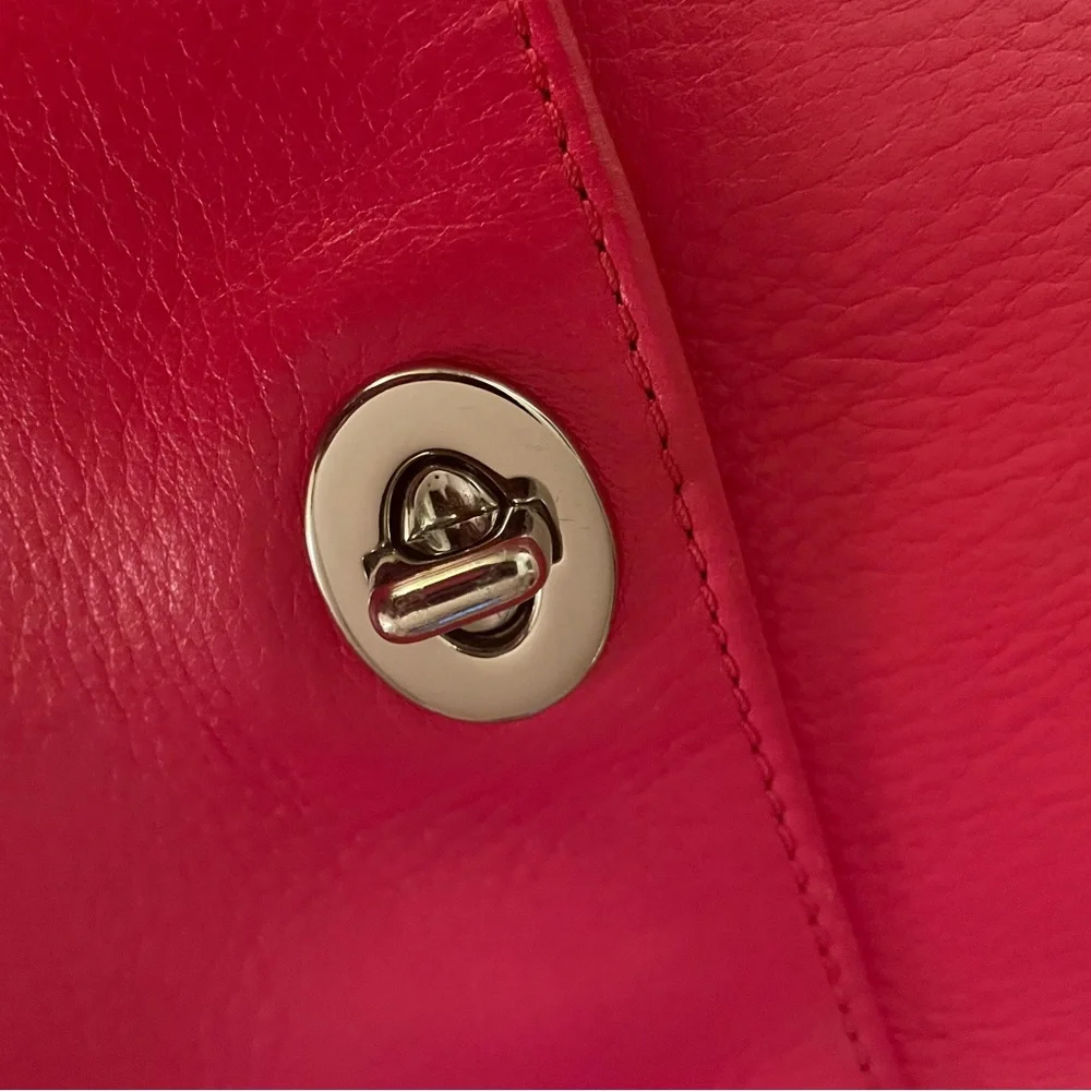 COACH Leather Crossbody Bag. Hot Pink. Excellent condition. - Picture 11 of 13